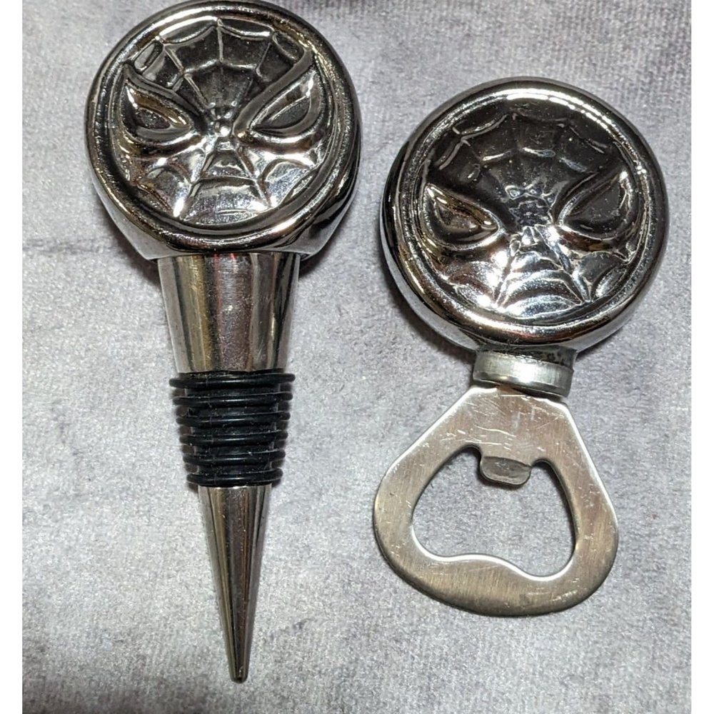 Spiderman Bottle Opener And Stopper Set